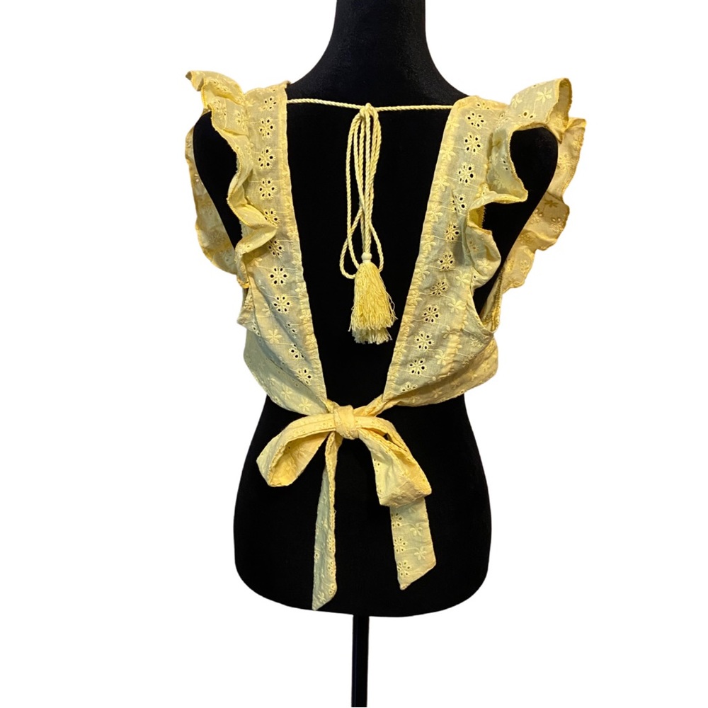 NWOT SHEIN Yellow Schiffy Ruffle Trim Knot Back Crop Top Women’s Size XL